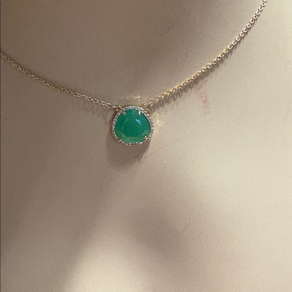 NWT Cato Necklace with green rhinestone